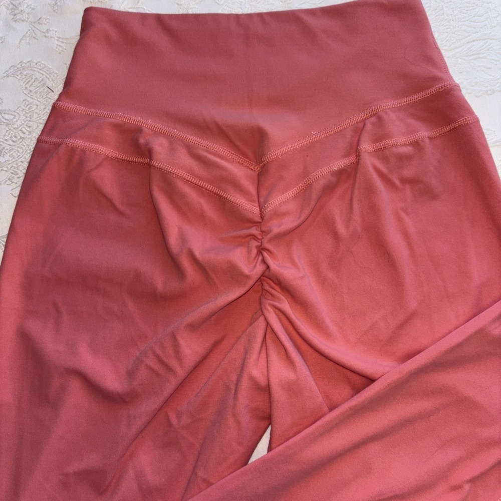 Gymshark x Whitney Simmons Pink Athletic Leggings w/ Scrunch Butt - Women's XS - Picture 2 of 6